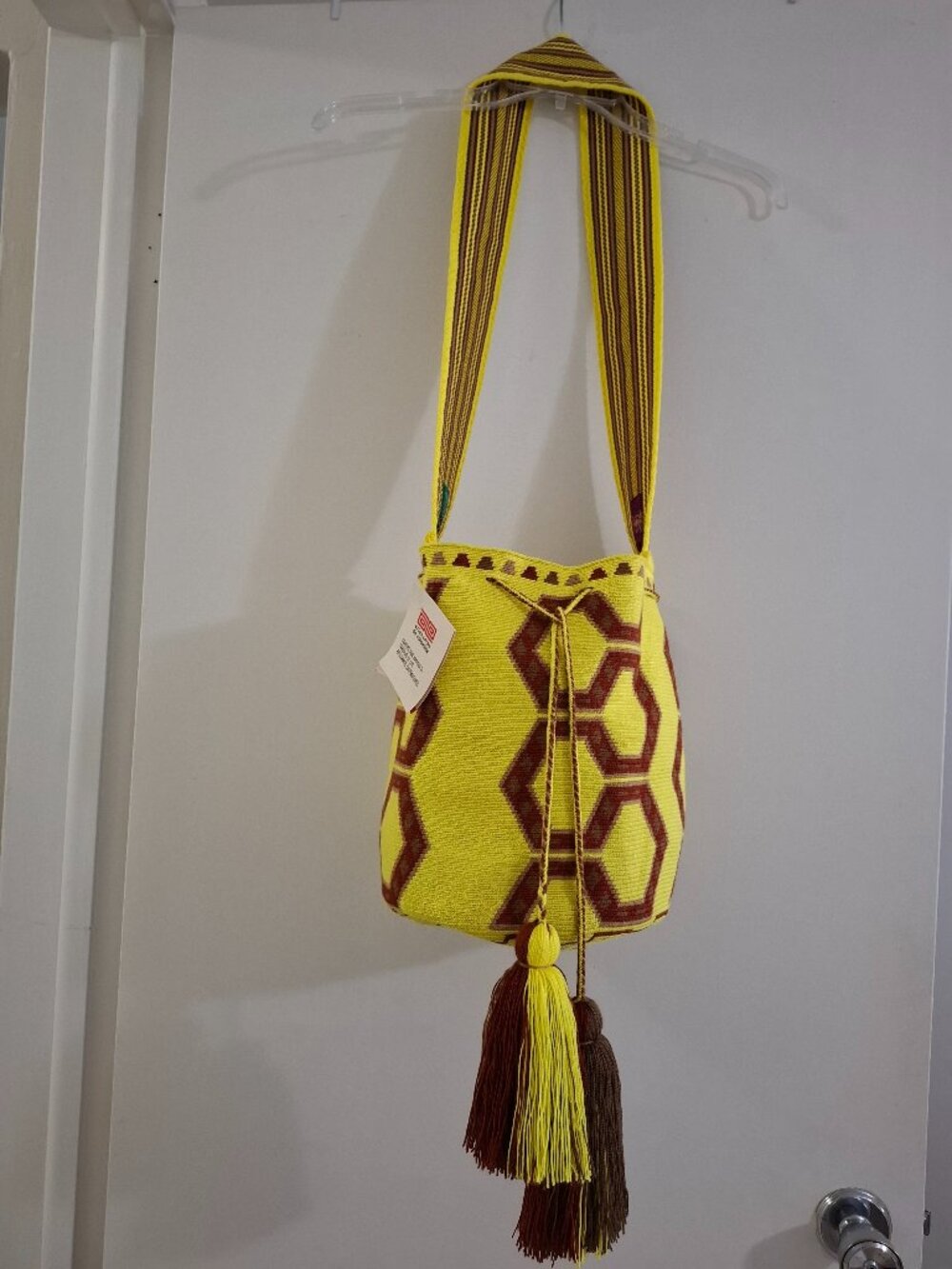 100% Authentic Colombian Wayuu Mochila Crossbody Bucket Bag